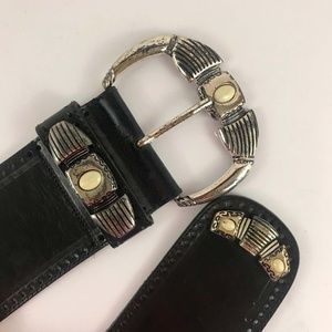 Vintage Accessories - Wide Black Leather Belt w/Unique Silver Hardware Vintage Accessories - Wide Black Leather Belt w/Unique Silver Hardware